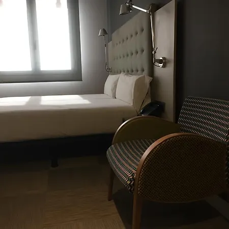 Urpi Hotel 3*