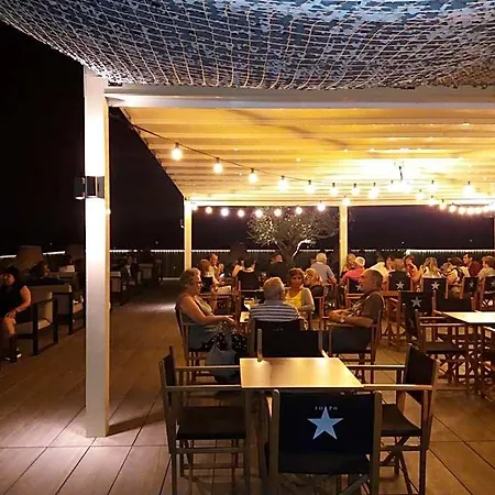 Urpi Отель Сабадель