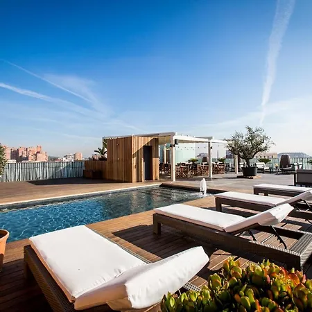 Hotel Urpi 3*